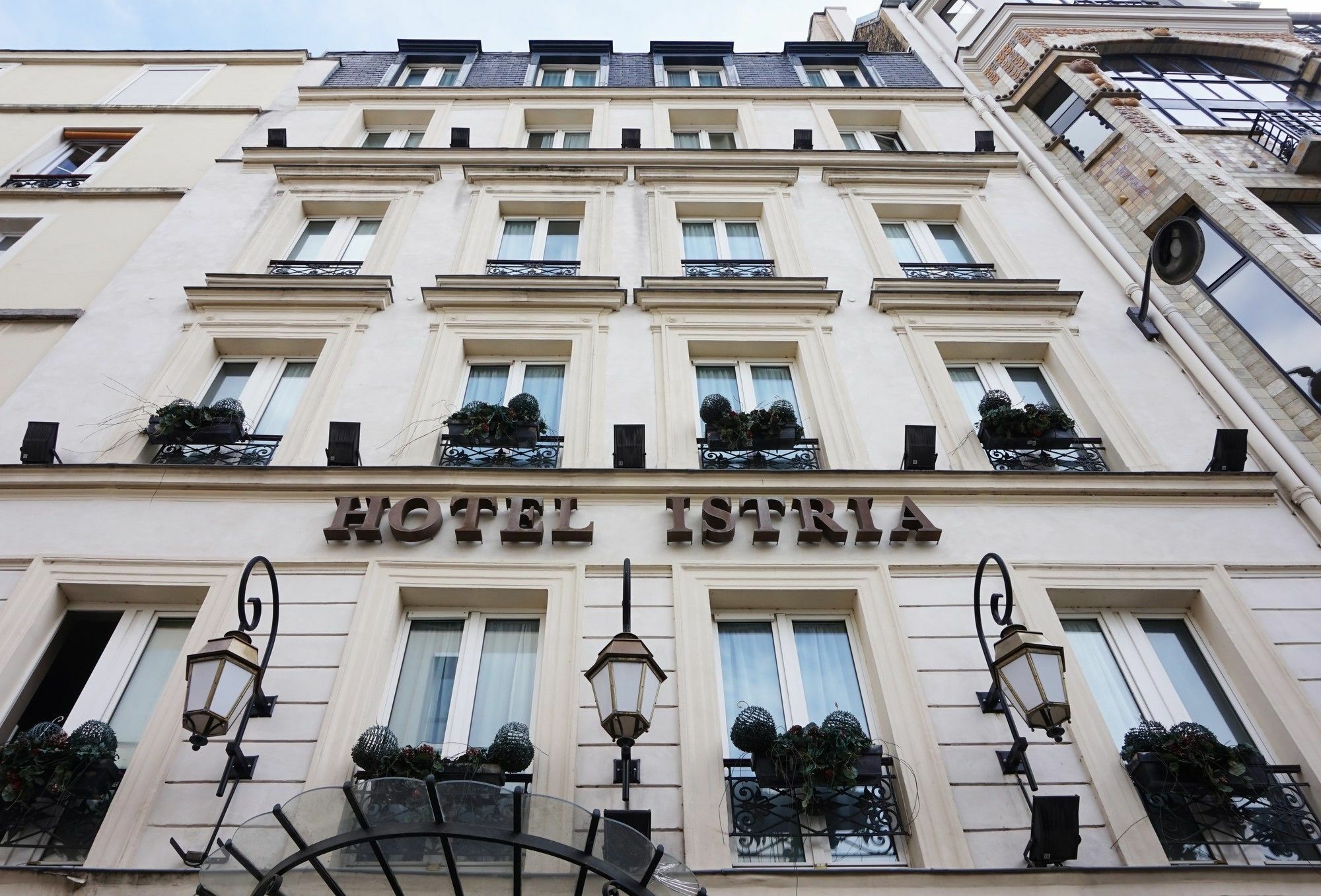 Hotel Istria By Magna Arbor Paris Ngoại thất bức ảnh
