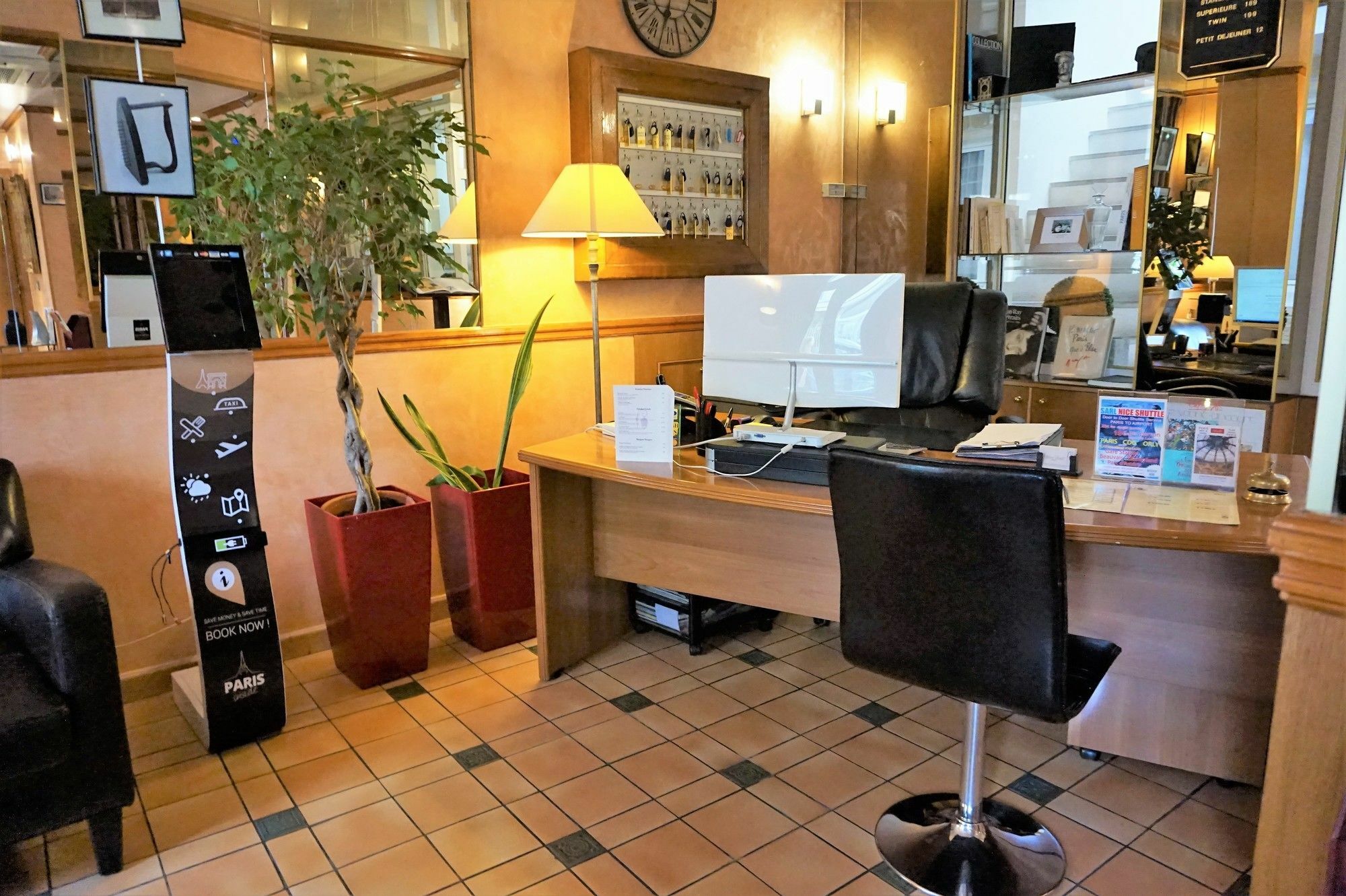 Hotel Istria By Magna Arbor Paris Ngoại thất bức ảnh